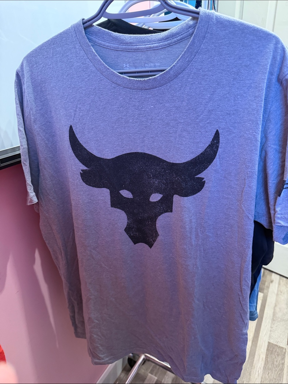 Under Armour grey Short Sleeve Tee with Black Bull Graphic
